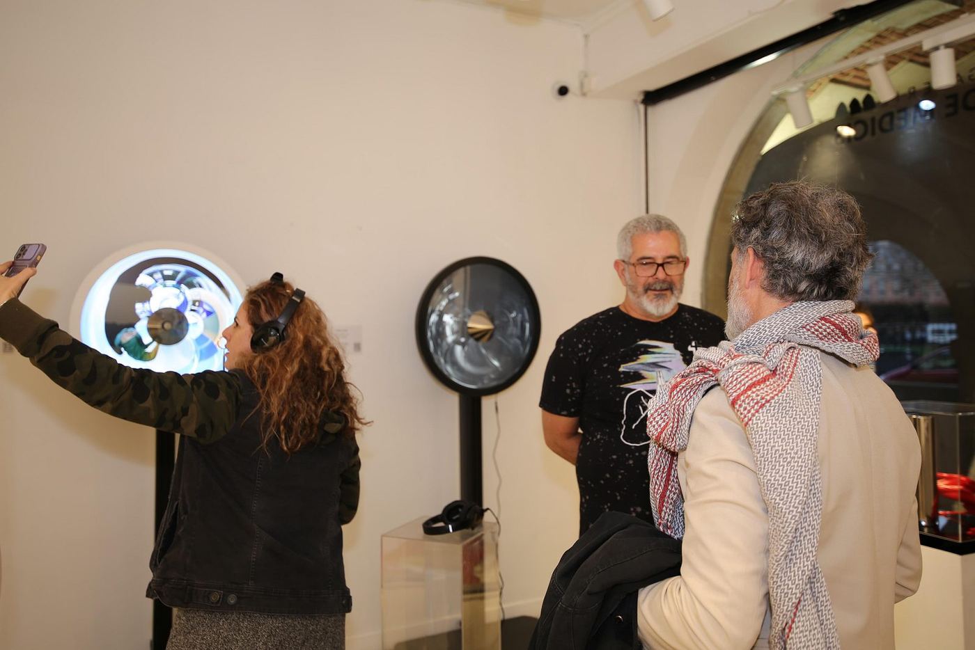 Visitors interacting with the exhibition — photograph 13